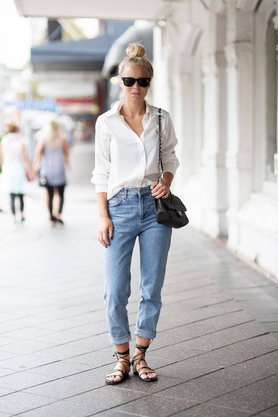 Как носить джинсы-бойфренды и выглядеть женственно