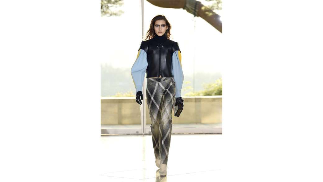 Утренний кофе: Япония от Louis Vuitton, пинап-макияж для лета