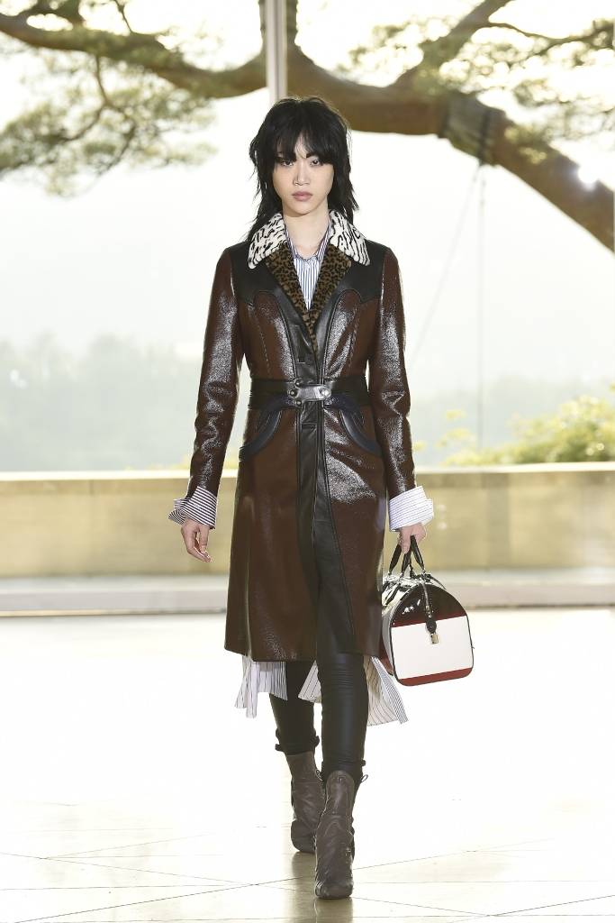 Утренний кофе: Япония от Louis Vuitton, пинап-макияж для лета