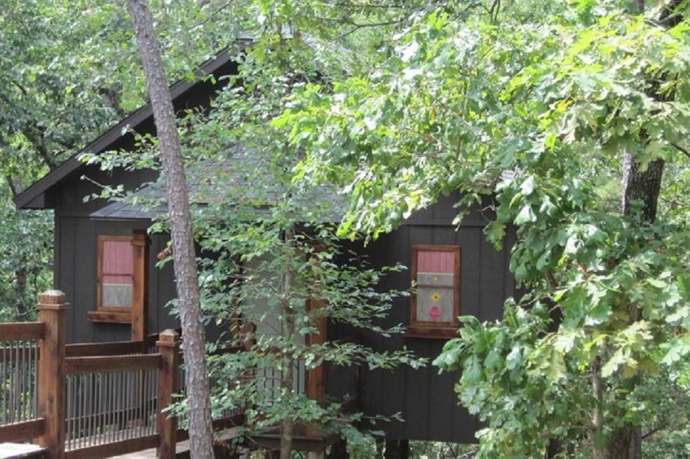 Три метра над уровнем неба: 10 отелей на деревьях