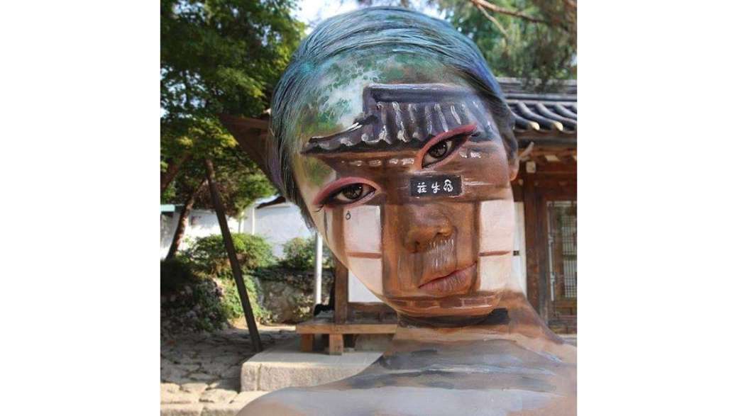 Визажист из Кореи создает на своем лице головокружительные шедевры