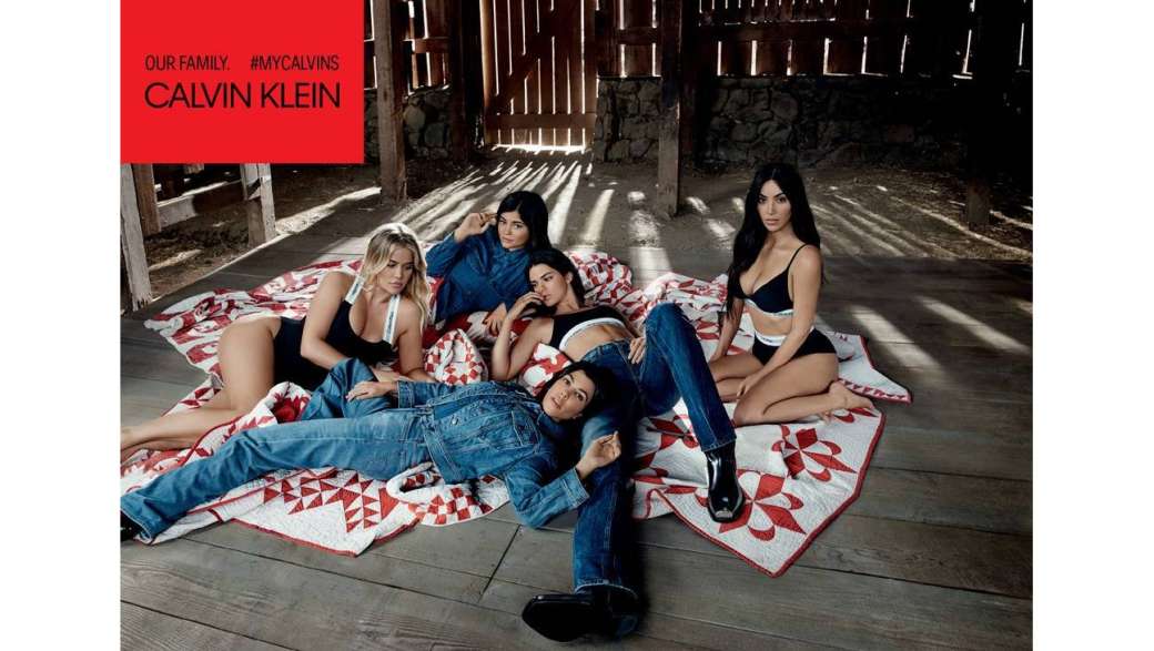 Calvin Klein и сестры Кардашьян объединились, чтобы продвинуть уютную классику