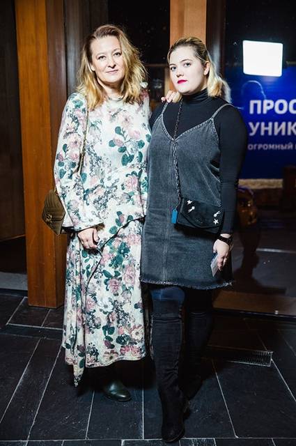 Олеся Судзиловская, Елена Захарова и другие на закрытом показе фильма «Хэппи-энд»