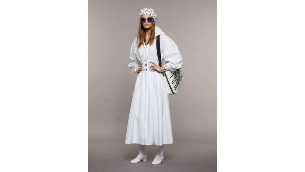 Карл Лагерфельд представил круизную коллекцию Chanel Cruise 2018/2019