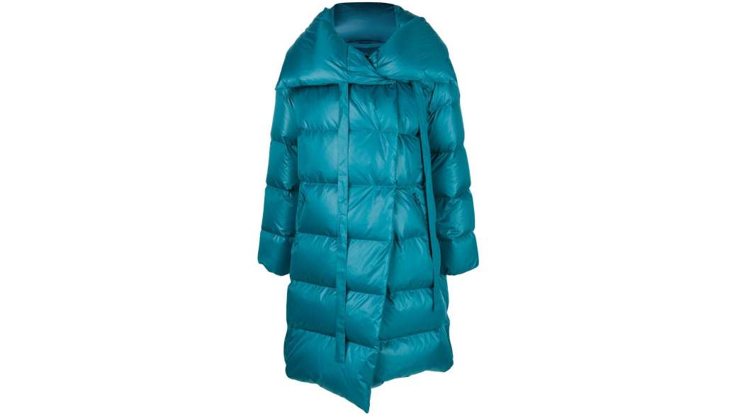 Куртка, пальто или комбинезон: в чем лучше гулять зимой, чтобы выглядеть красиво, и не замерзнуть